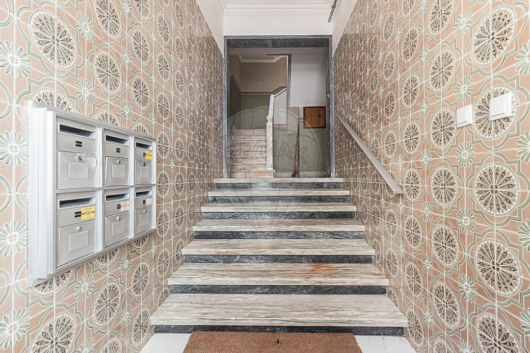 Apartamento T2 para Venda em Venteira Foto 17