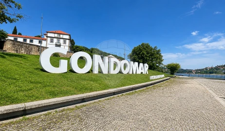 Terreno para Venda em Gondomar (São Cosme), Valbom e Jovim