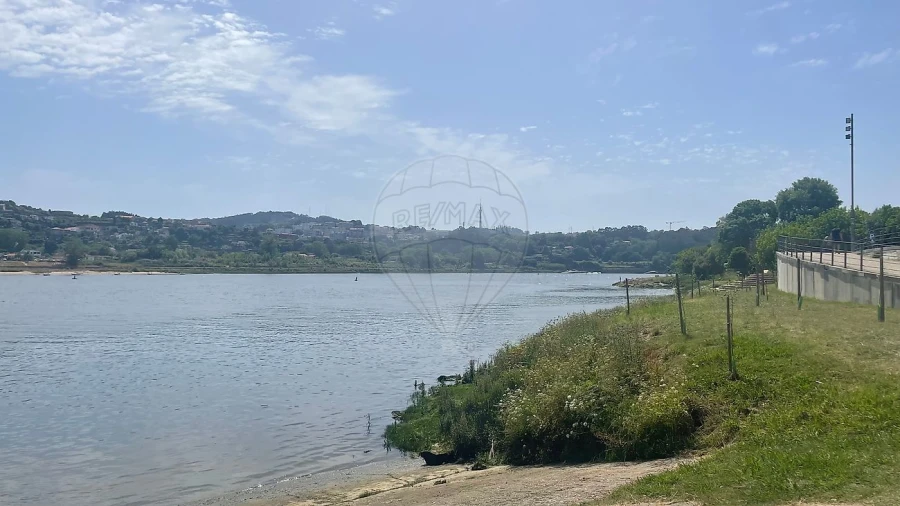 Terreno para Venda em Gondomar (São Cosme), Valbom e Jovim Foto 5