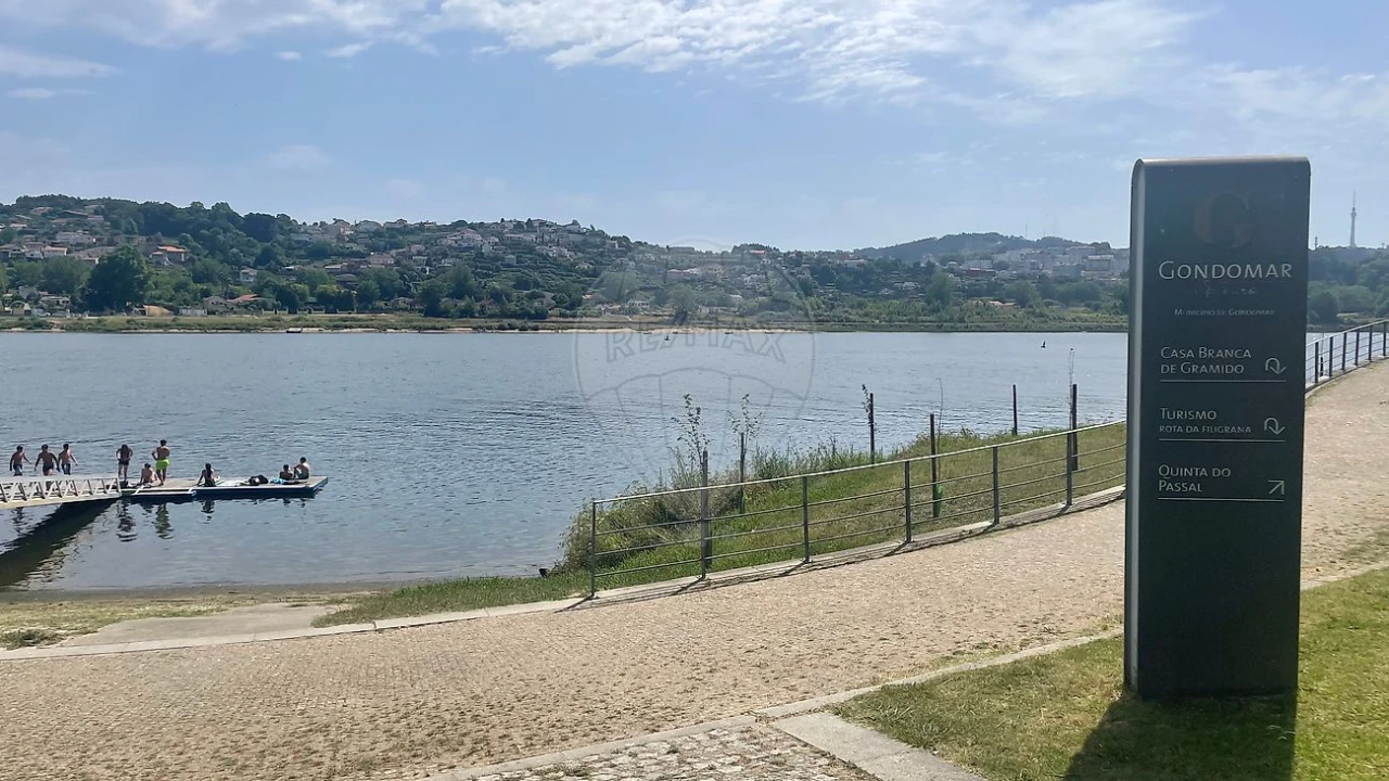 Terreno para Venda em Gondomar (São Cosme), Valbom e Jovim Foto 6