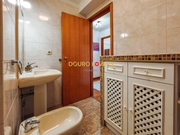 Apartamento T2 para Venda em Ramalde