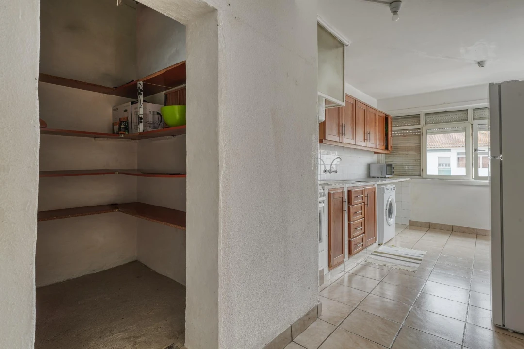 Apartamento T2 para Venda em Almeirim Foto 4
