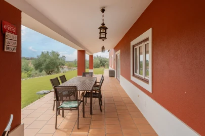 Moradia T4 para Venda em Alcanhões