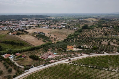 Moradia T4 para Venda em Alcanhões