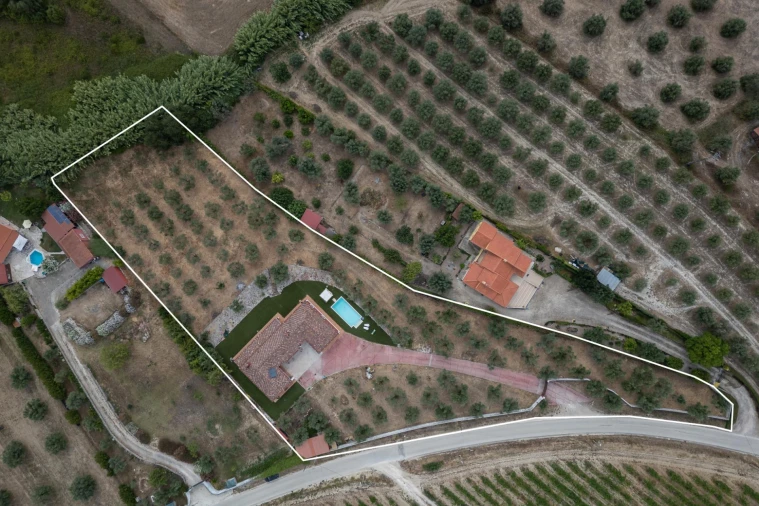 Moradia T4 para Venda em Alcanhões Foto 47
