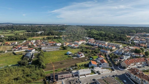 Moradia T5 para Venda em Agrela e Serafão