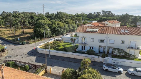 Moradia T5 para Venda em Agrela e Serafão