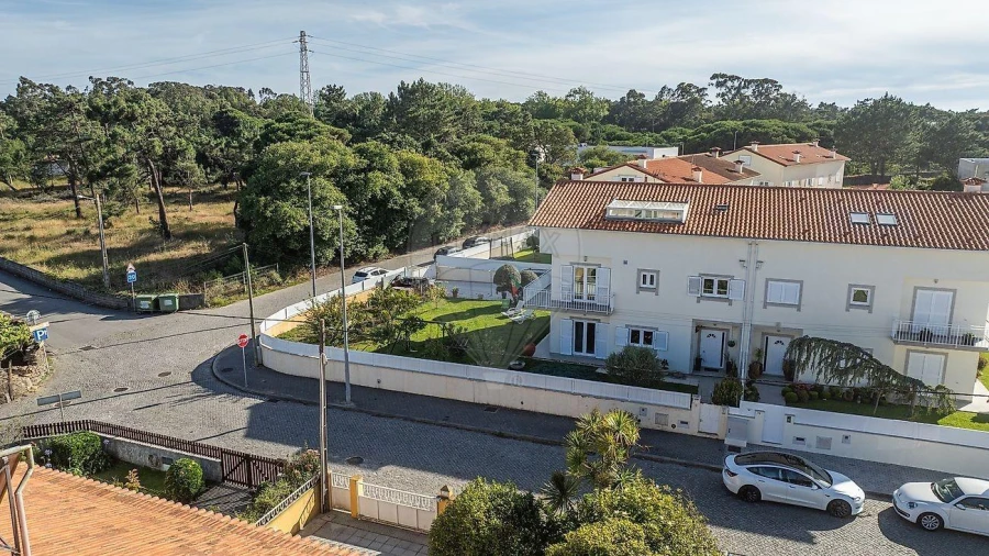 Moradia T5 para Venda em Agrela e Serafão Foto 39