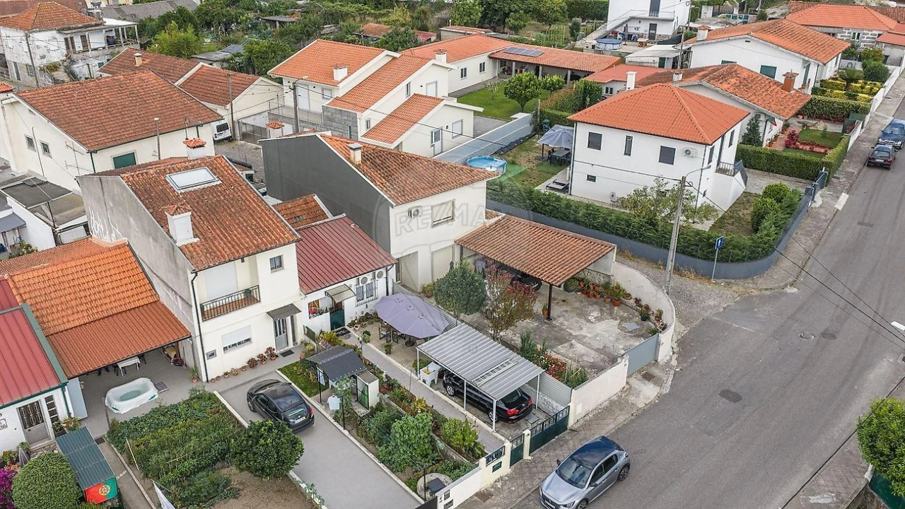 Moradia T2 para Venda em Vila das Aves Foto 22