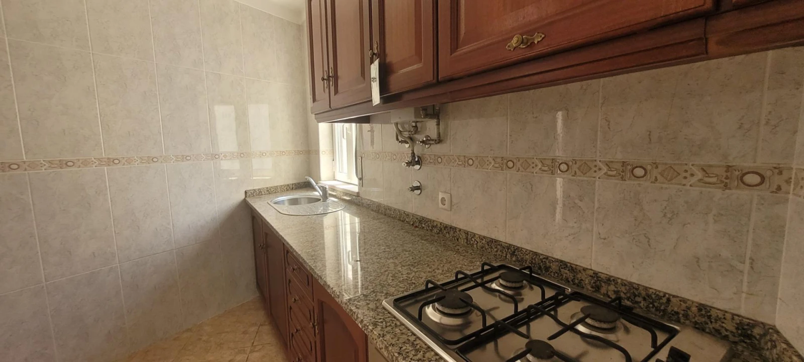 Moradia T2 para Venda em Lavos Foto 10