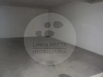 Garagem para Arrendamento em União das Freguesias de Setúbal