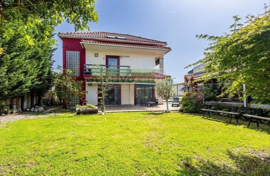 Moradia T3 para Venda em Santa Maria e São Miguel, São Martinho, São Pedro Penaferrim Foto 1