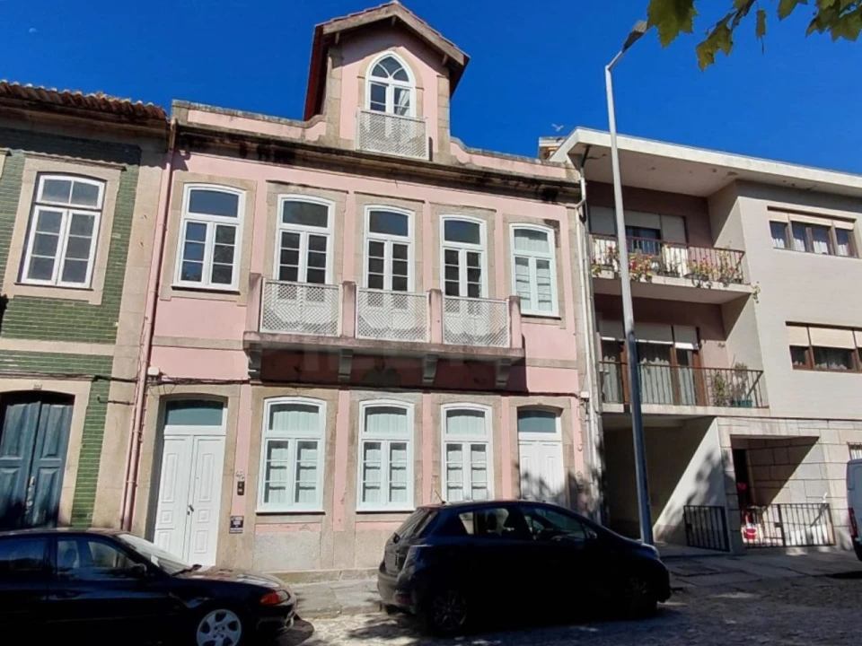 Moradia T8 para Venda em Vila do Conde Foto 1