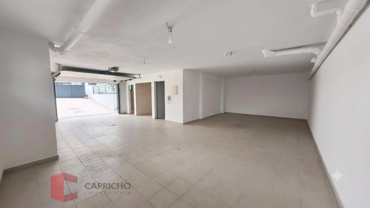 Moradia T5 para Venda em Laranjeiro e Feijó Foto 12