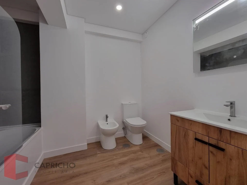 Apartamento T3 para Venda em São Domingos de Benfica Foto 7