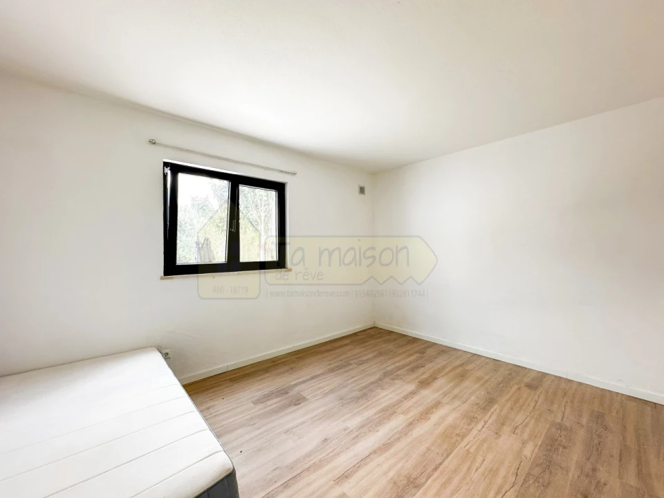 Moradia T4 para Venda em Almancil Foto 16