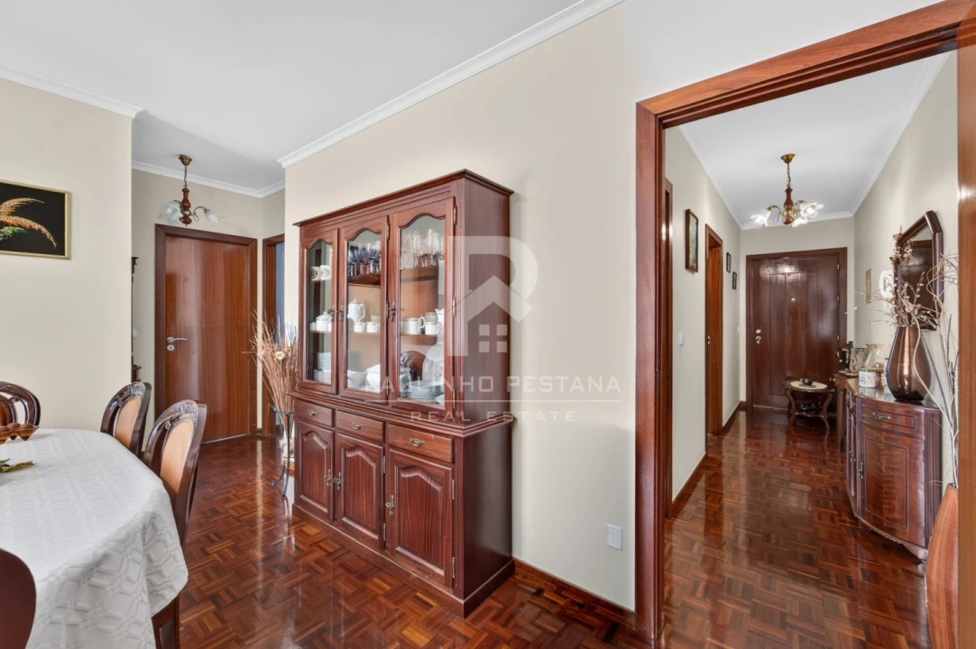 Apartamento T3 para Venda em Santo Antonio Foto 6