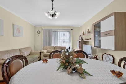Apartamento T3 para Venda em Santo Antonio