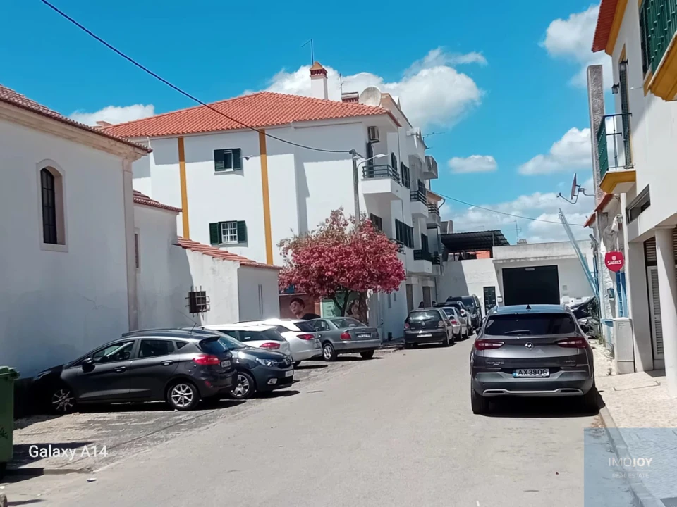 Apartamento T2 para Venda em Marinhais Foto 33