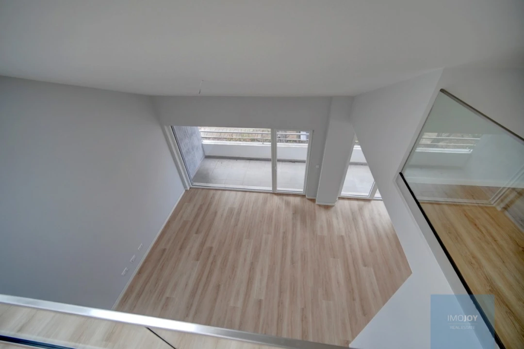 Apartamento T3 para Venda em Carcavelos e Parede Foto 11