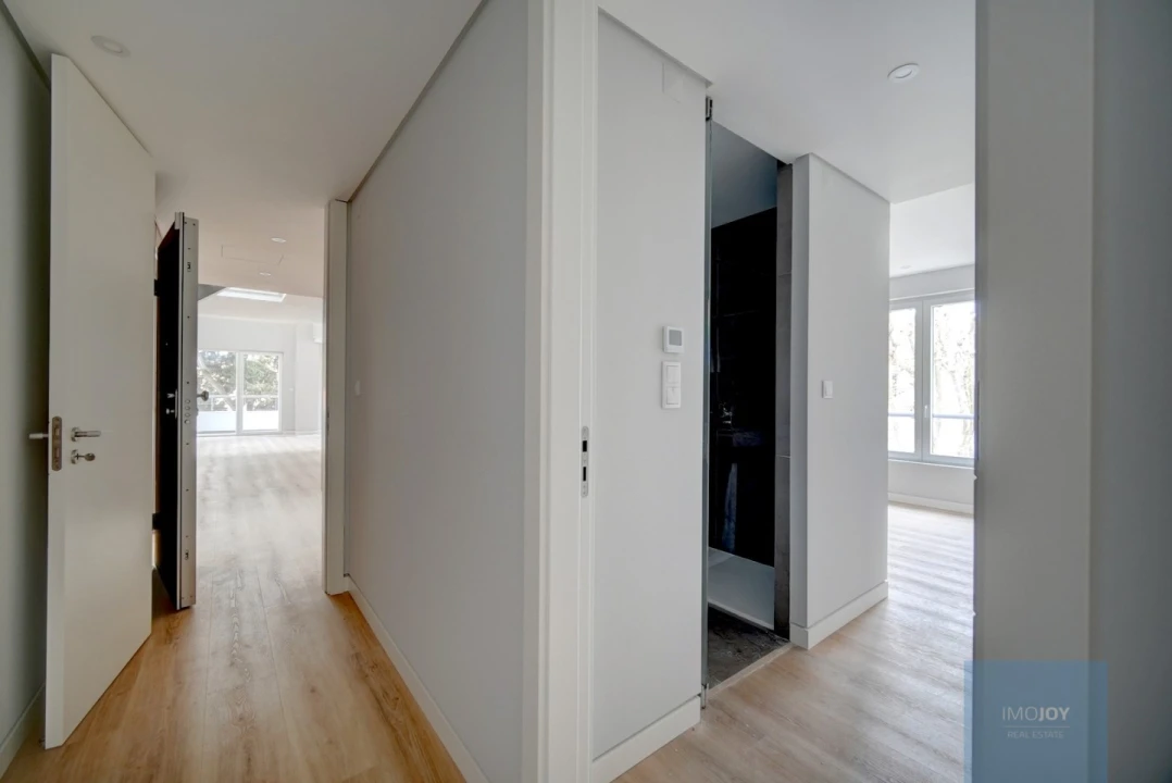 Apartamento T3 para Venda em Carcavelos e Parede Foto 20