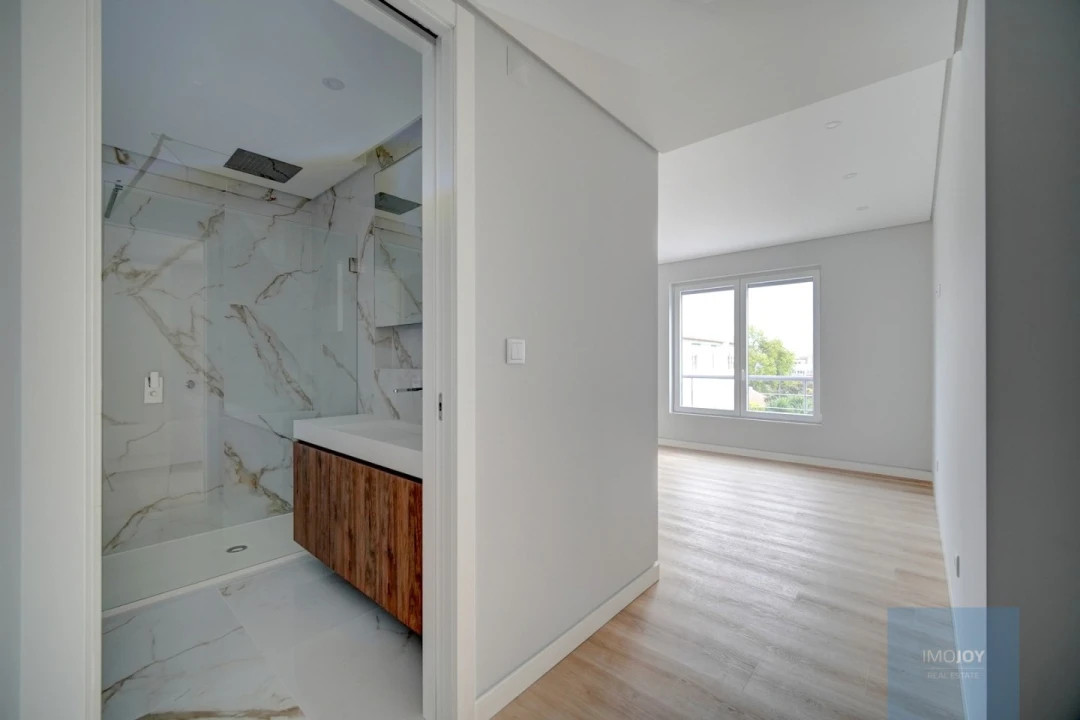 Apartamento T3 para Venda em Carcavelos e Parede Foto 21