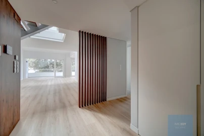 Apartamento T3 para Venda em Carcavelos e Parede