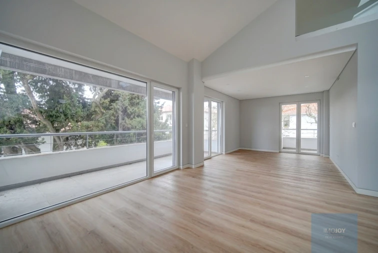 Apartamento T3 para Venda em Carcavelos e Parede Foto 4
