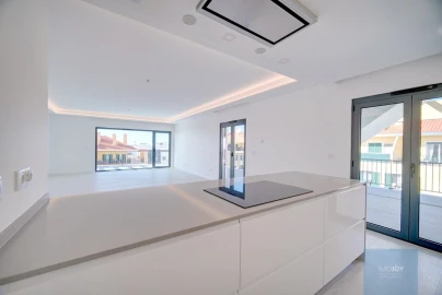 Apartamento T3 para Venda em Ericeira