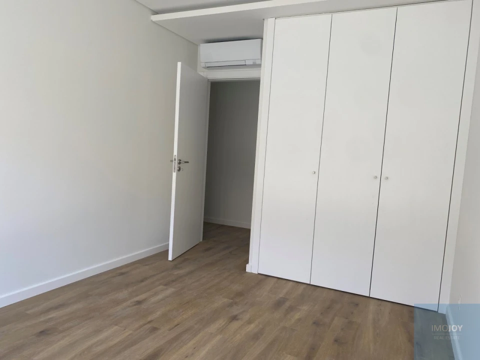 Apartamento T4 para Venda em Almada, Cova da Piedade, Pragal e Cacilhas Foto 23