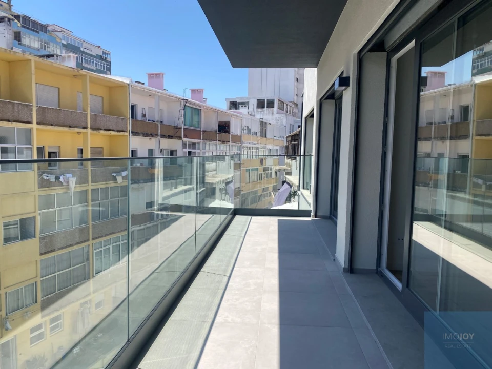 Apartamento T4 para Venda em Almada, Cova da Piedade, Pragal e Cacilhas Foto 34