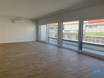 Apartamento T4 para Venda em Almada, Cova da Piedade, Pragal e Cacilhas