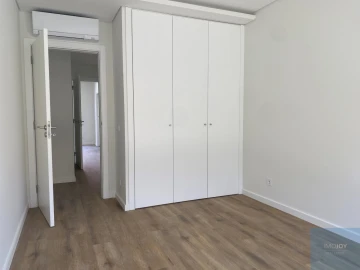 Apartamento T4 para Venda em Almada, Cova da Piedade, Pragal e Cacilhas