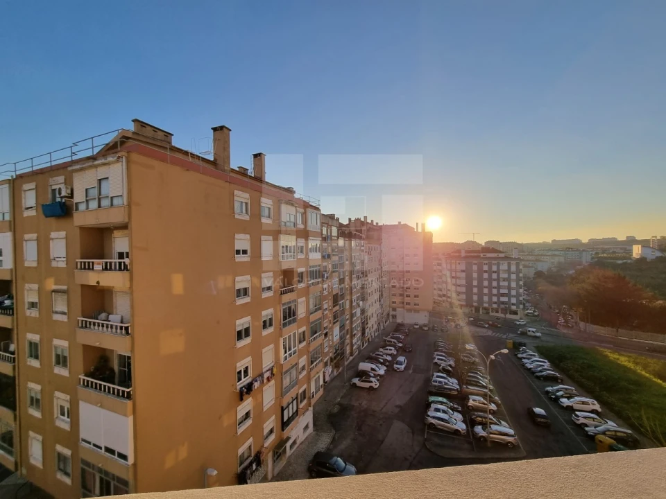 Apartamento T2 para Venda em Mina de Água Foto 9