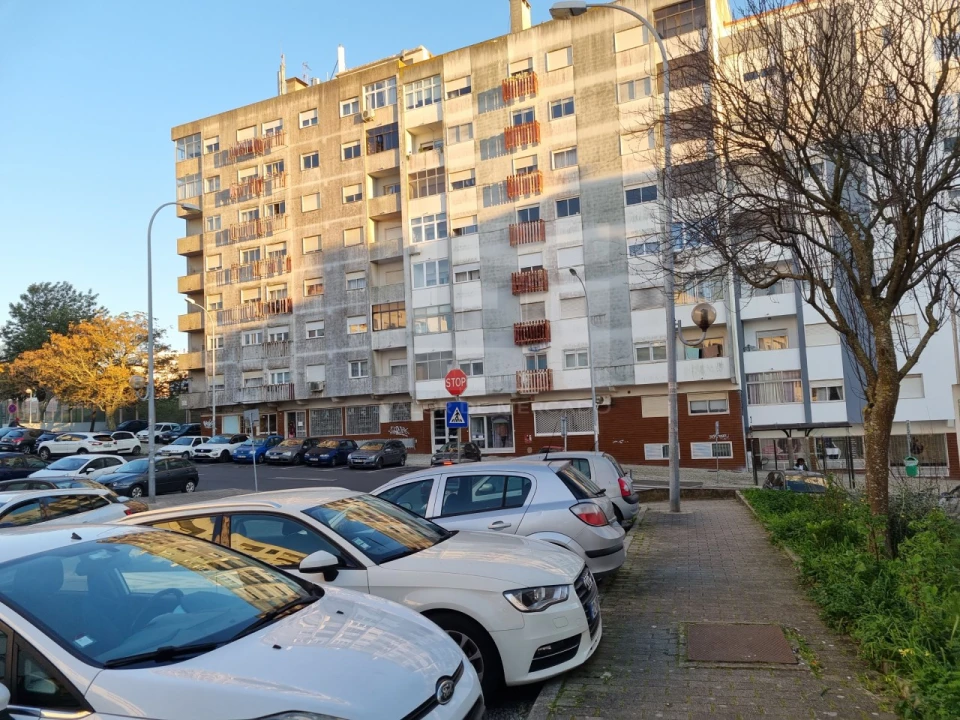 Apartamento T2 para Venda em Mina de Água Foto 24