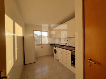 Apartamento T2 para Venda em Mina de Água
