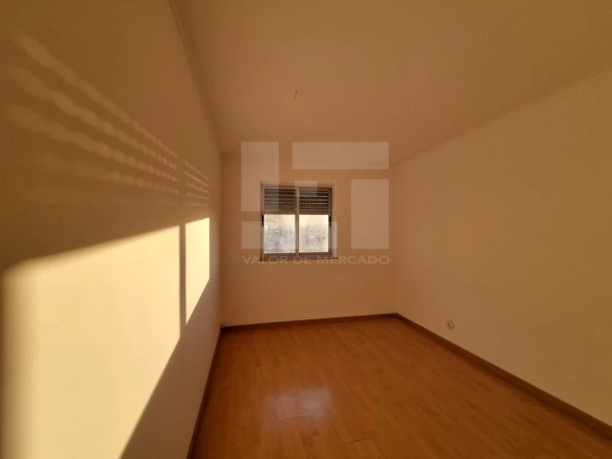 Apartamento T2 para Venda em Mina de Água Foto 4