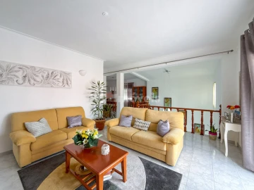 Moradia T3 para Venda em Comenda
