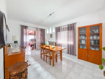 Moradia T3 para Venda em Comenda