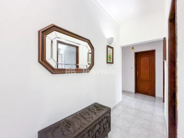 Moradia T3 para Venda em Comenda