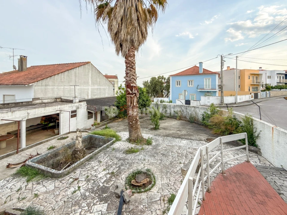 Moradia T3 para Venda em Vila Nova da Barquinha Foto 38