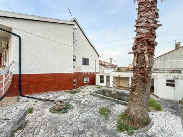 Moradia T3 para Venda em Vila Nova da Barquinha