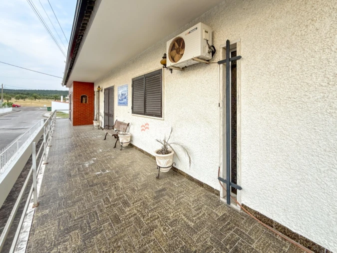 Moradia T3 para Venda em Vila Nova da Barquinha Foto 37