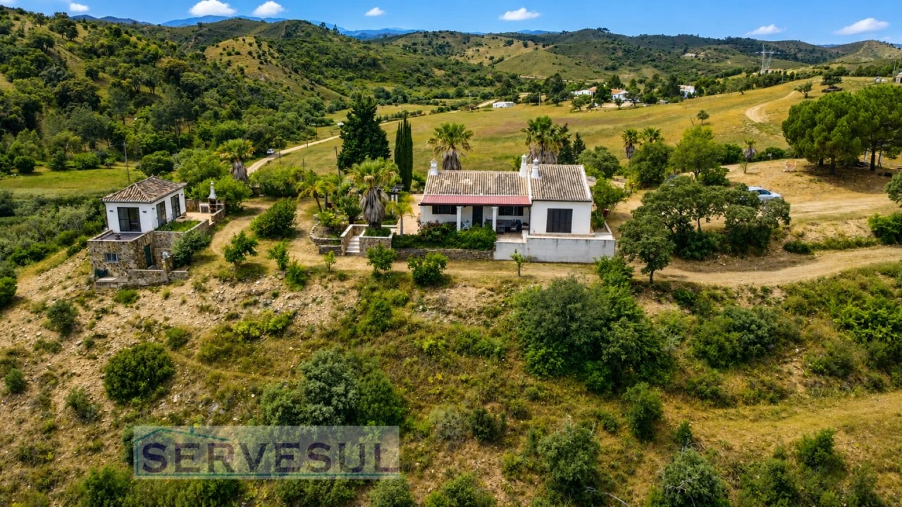 Quinta T2 para Venda em São Bartolomeu de Messines Foto 1