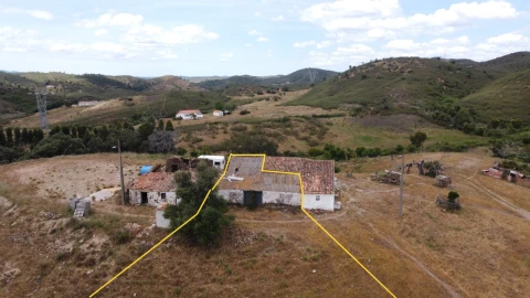 Quinta T2 para Venda em São Bartolomeu de Messines