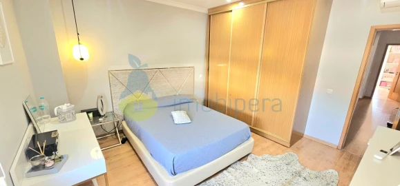 Moradia T4 para Venda em Quelfes