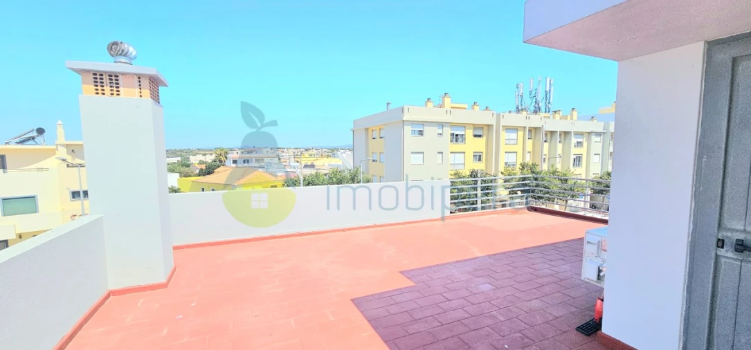Moradia T4 para Venda em Quelfes Foto 55