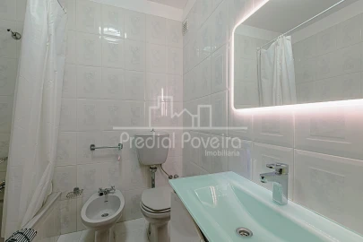 Apartamento T2 para Venda em Aver-O-Mar, Amorim e Terroso
