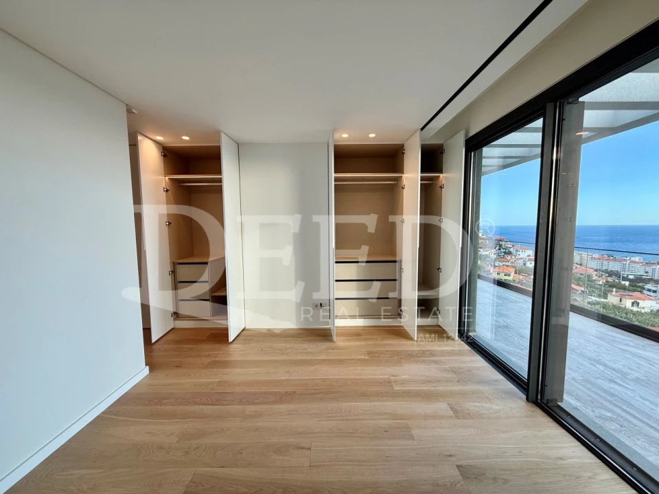 Apartamento T4 para Venda em São Martinho Foto 24