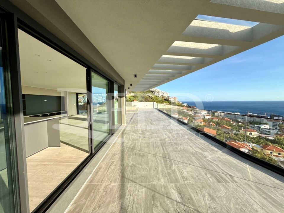 Apartamento T4 para Venda em São Martinho Foto 28